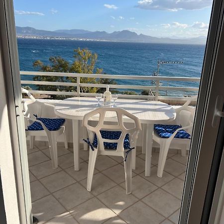 Atlas Apartment With Private Beach And Seaview Blue Loutraki  Luaran gambar