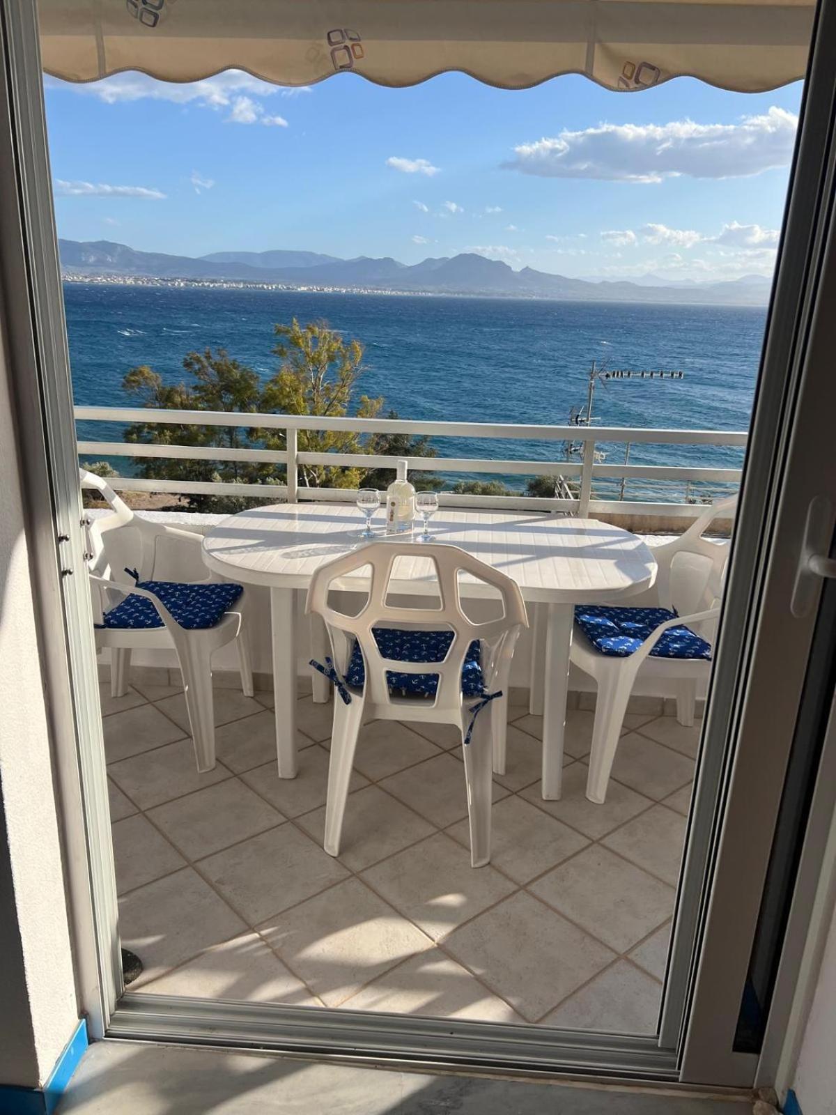 Atlas Apartment With Private Beach And Seaview Blue Loutraki  Luaran gambar